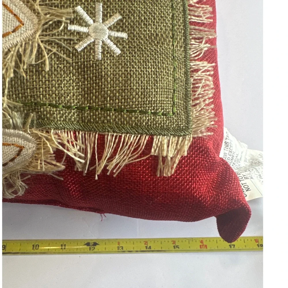 Santa Claus Throw Pillow Unisex 17x17 Red Green Excellent Rustic Decor Holiday