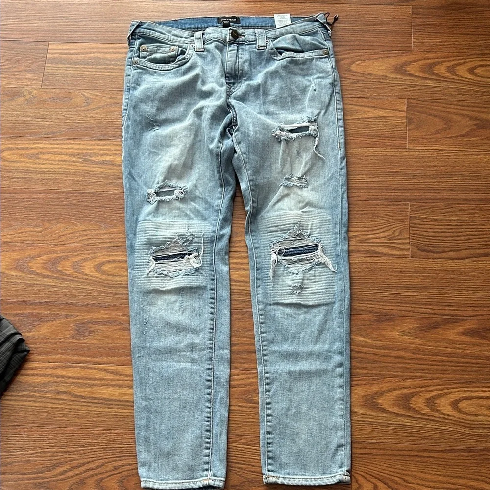 NWOT True Religion Men's 34 Matt Ultra Skinny Moto Distressed‎ Light Wash Jeans