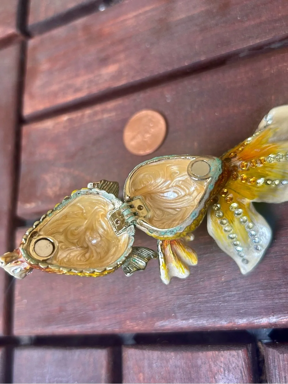 Jeweler Gold Fish Trinket Box
