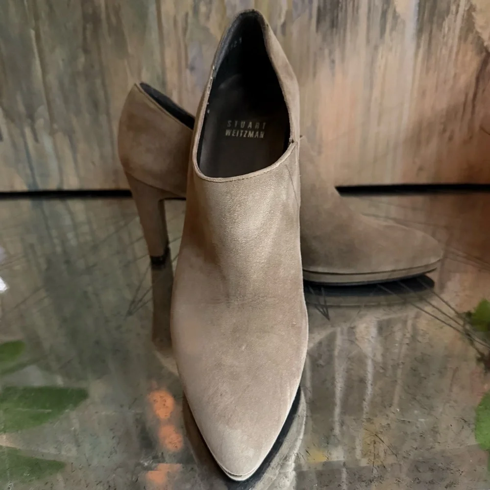 Stuart Weitzman timeless neutral