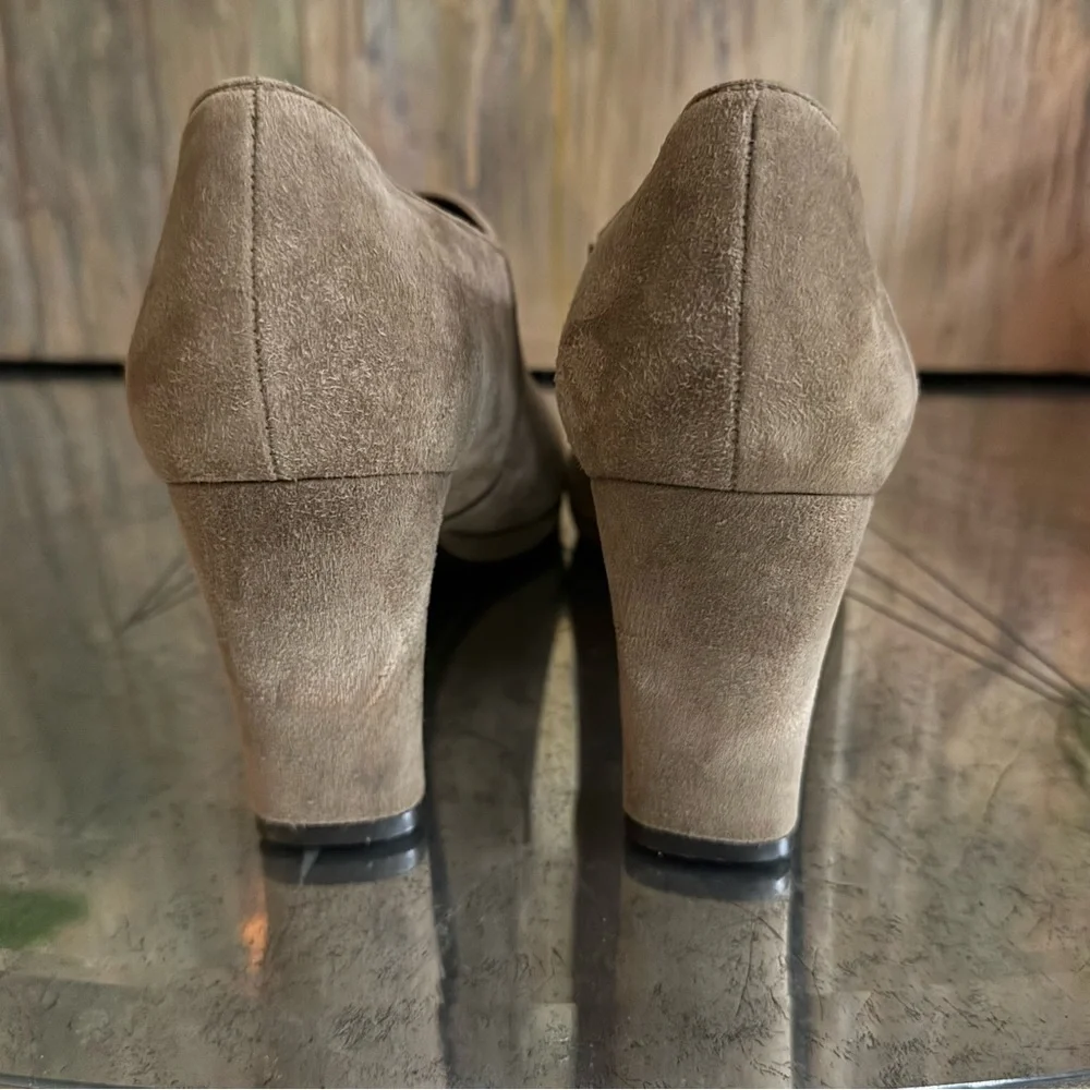 Stuart Weitzman timeless neutral