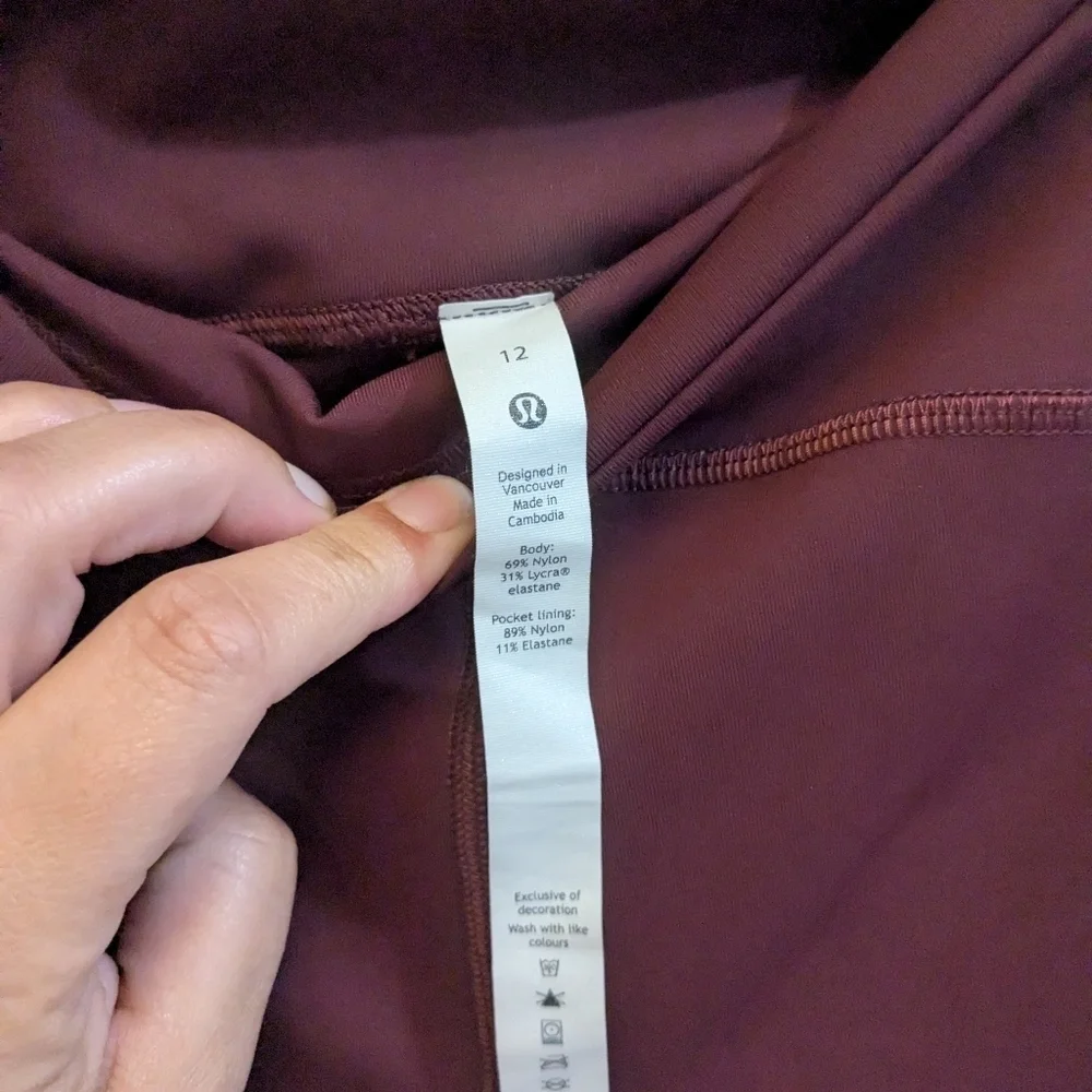 lululemon athletica stylish burgundy