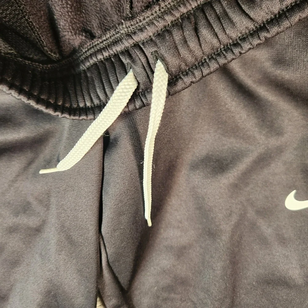 Nike therma fit
