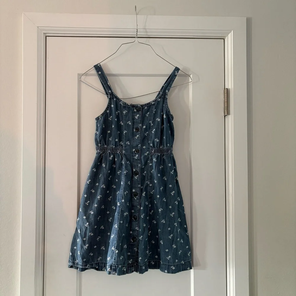 GAP excellent gently