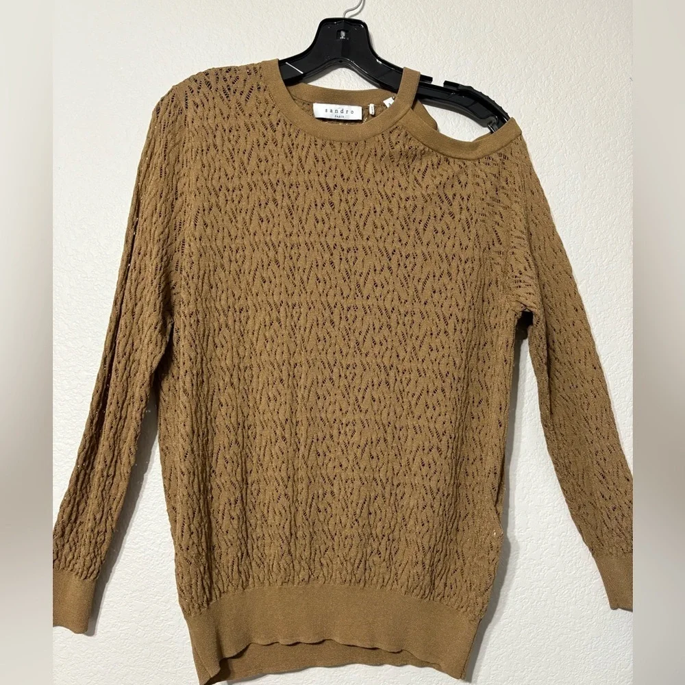 Sandro chic off