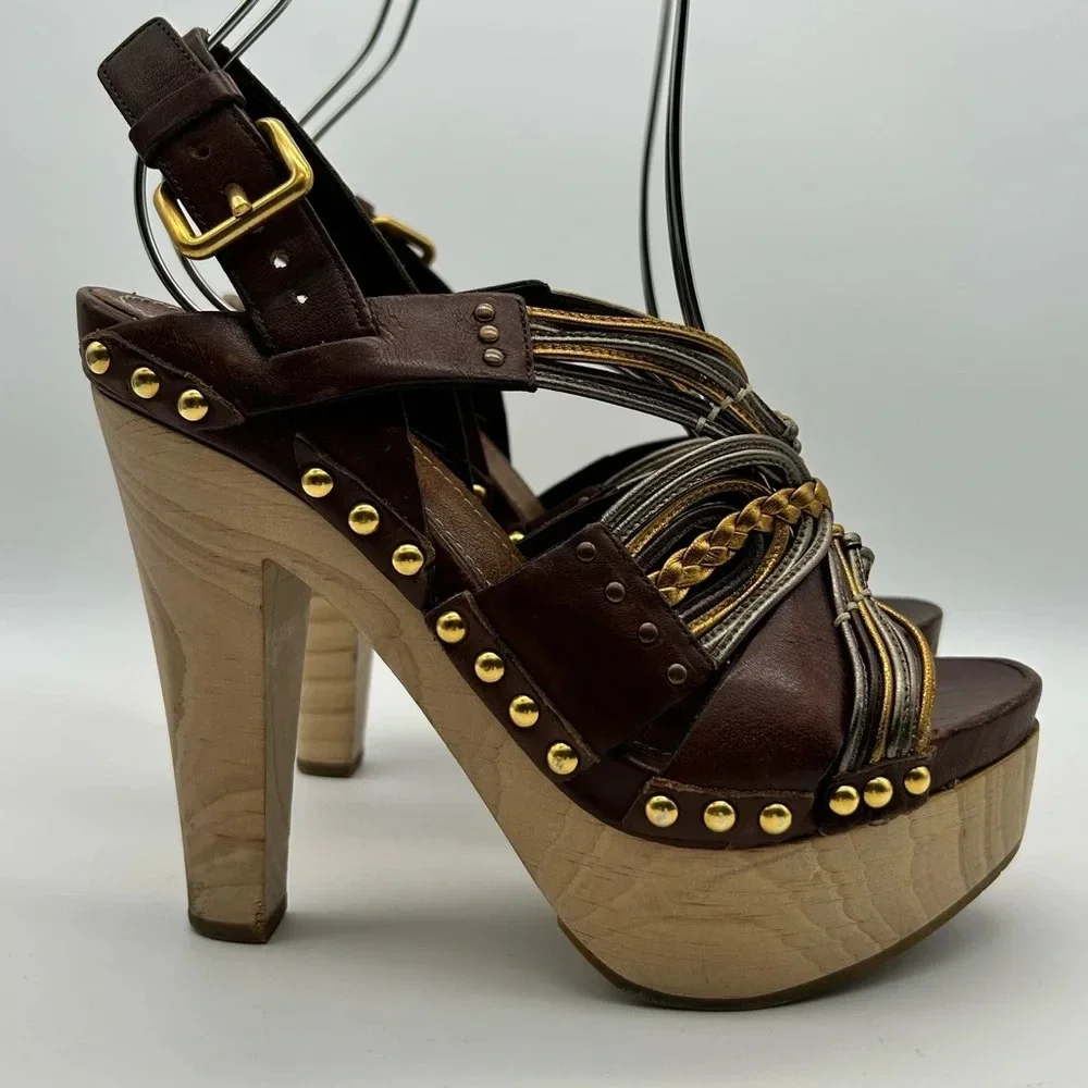 Miu Miu use 6”