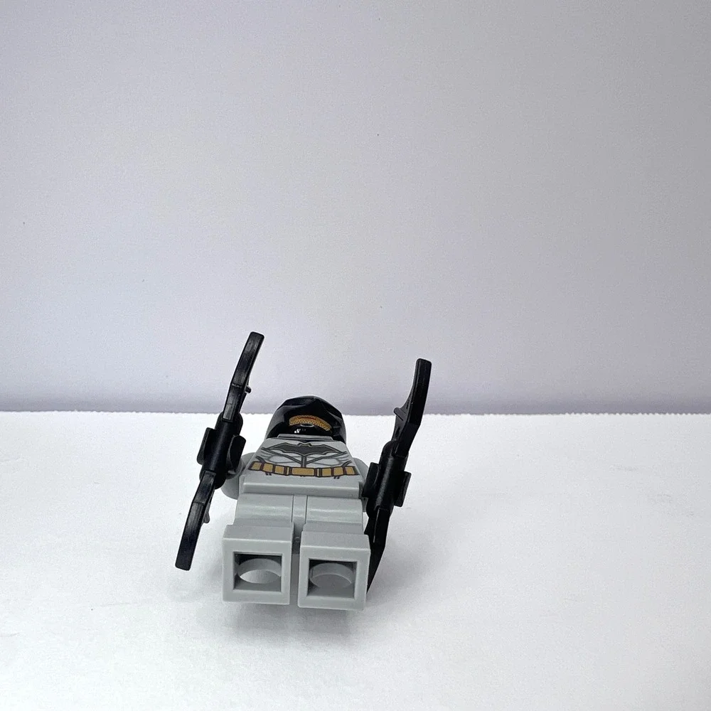 Lego batman minifigure