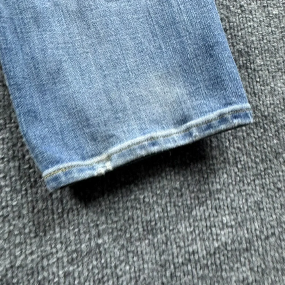 American Eagle Outfitters product pair