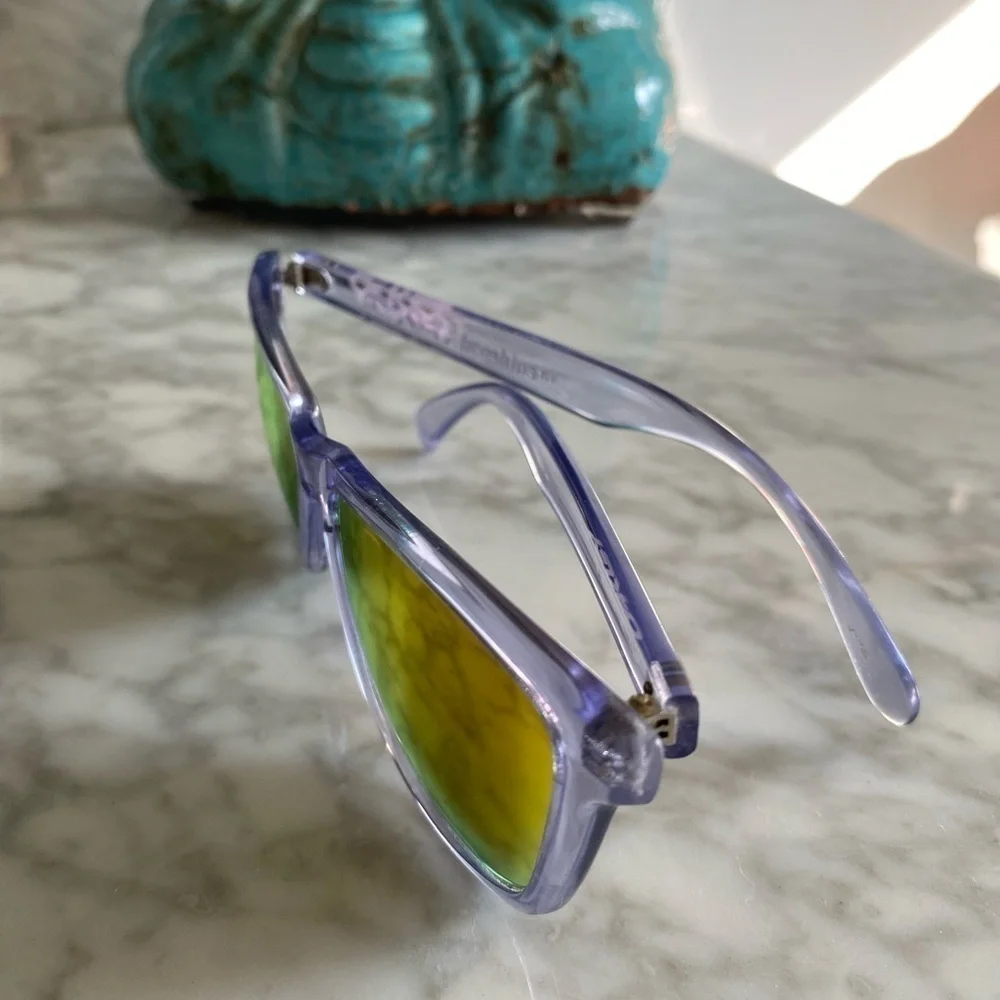 Oakley pre owned