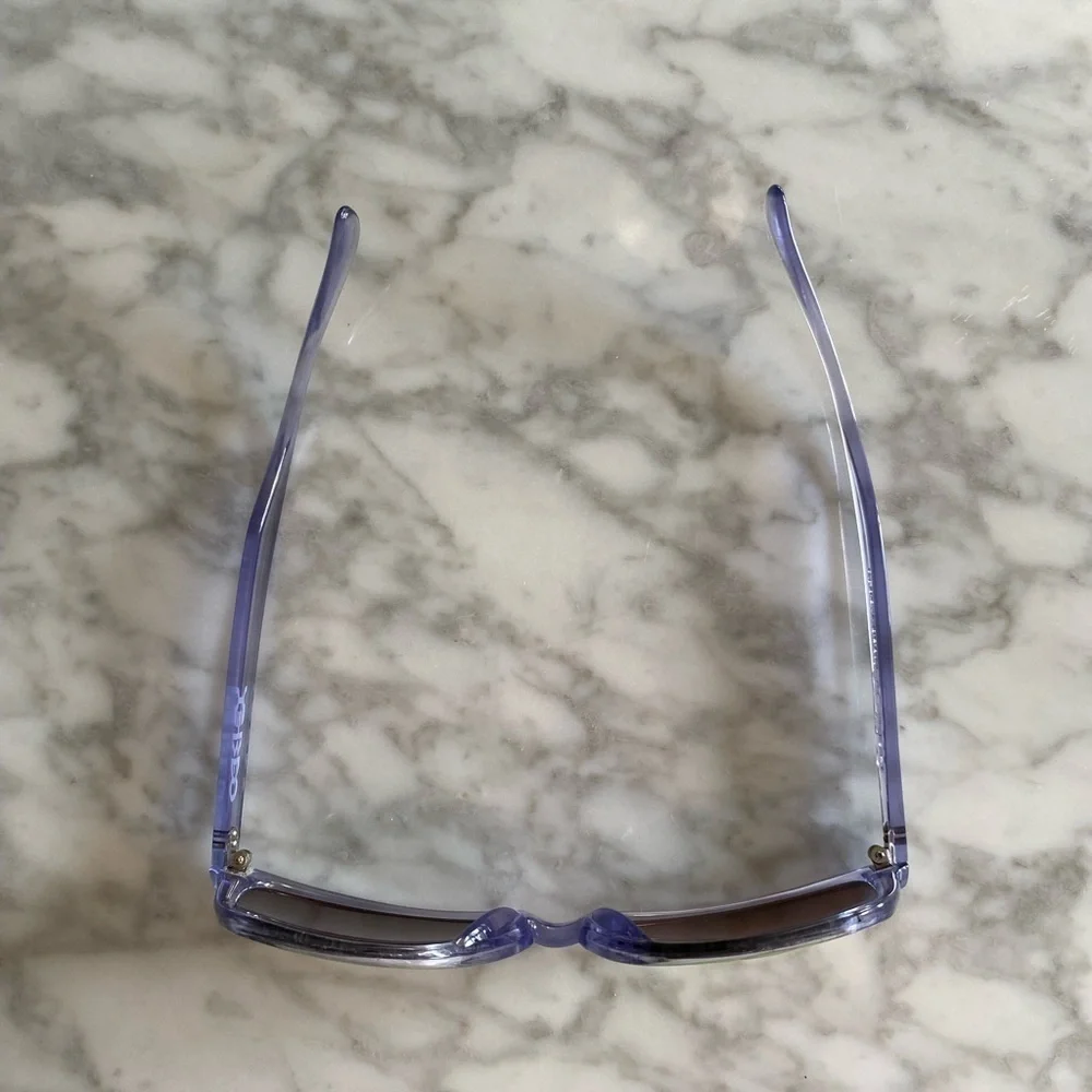 Oakley pre owned