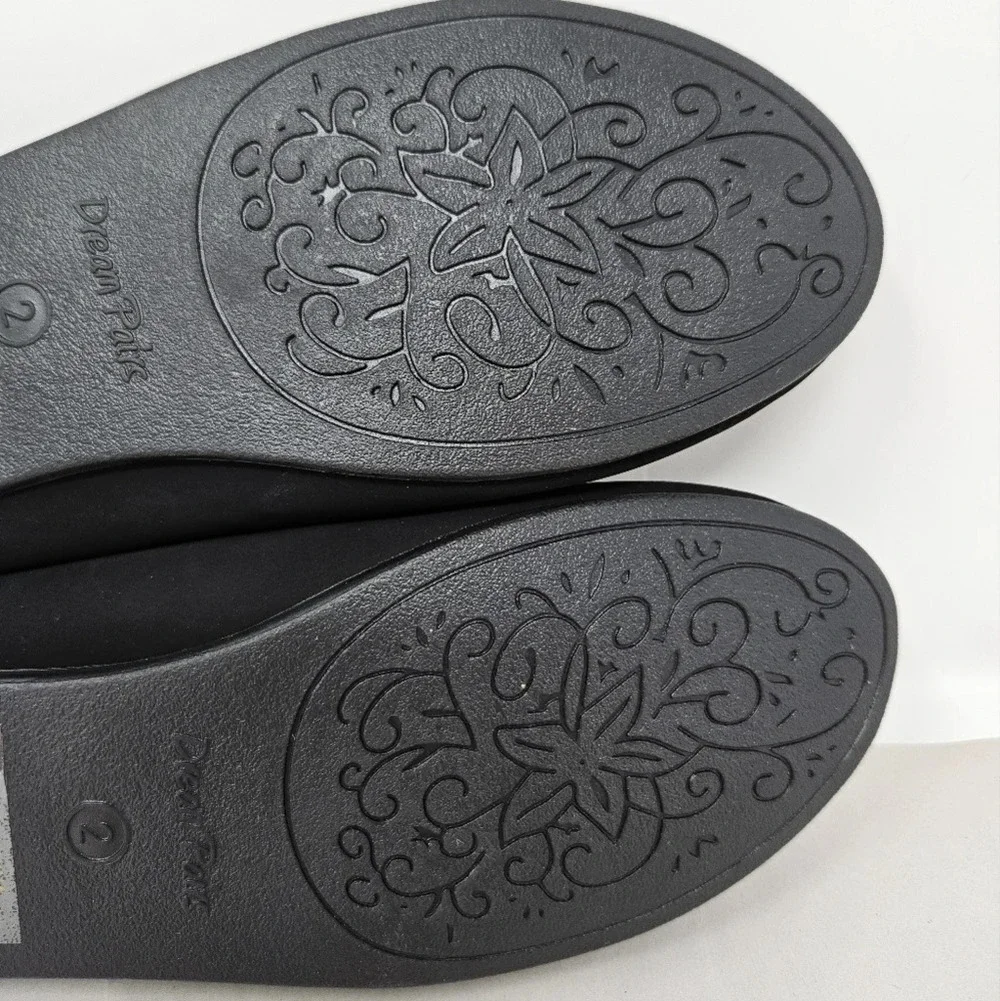 Dream Pairs step into