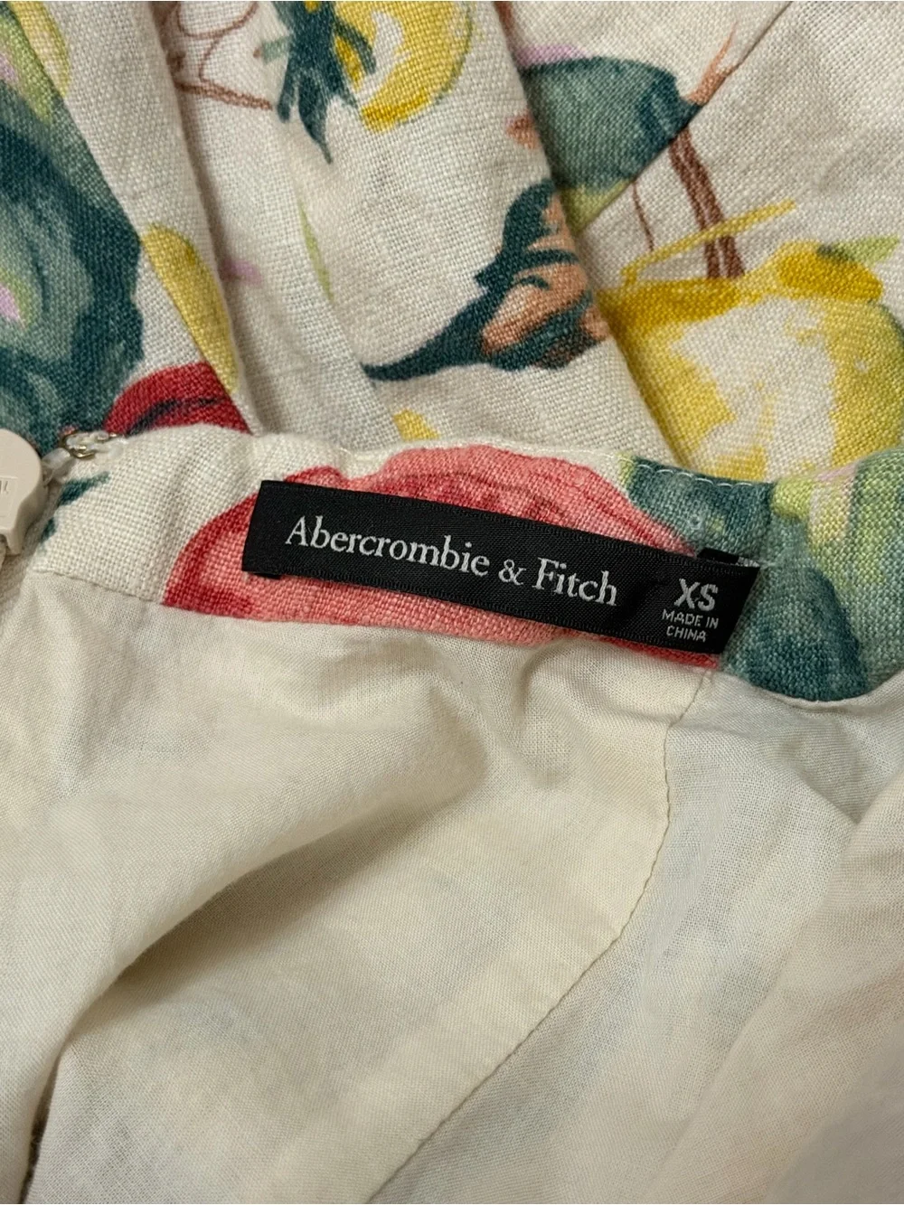 Abercrombie & Fitch sleeveless halter