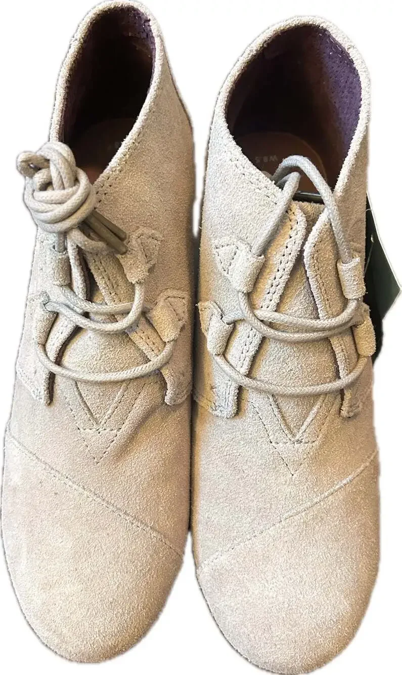 Toms brand new