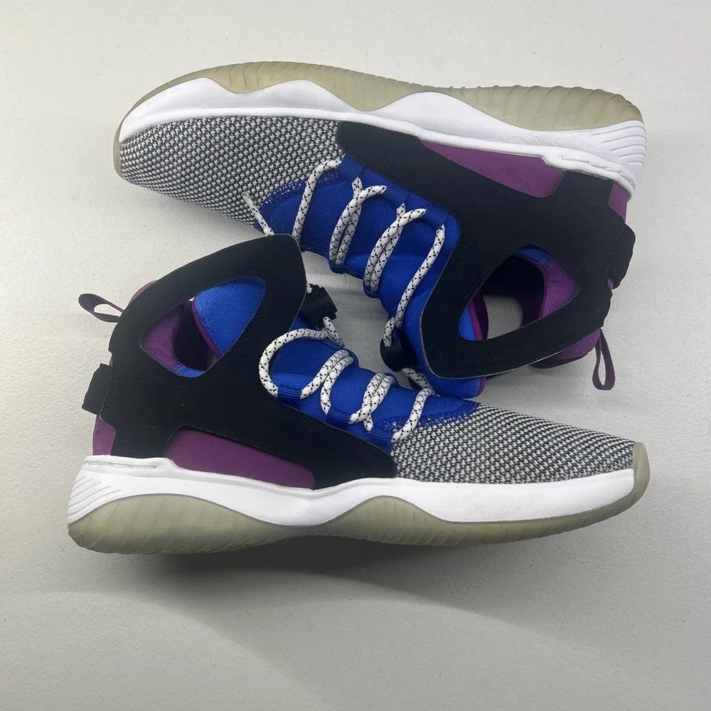 Nike these shoes