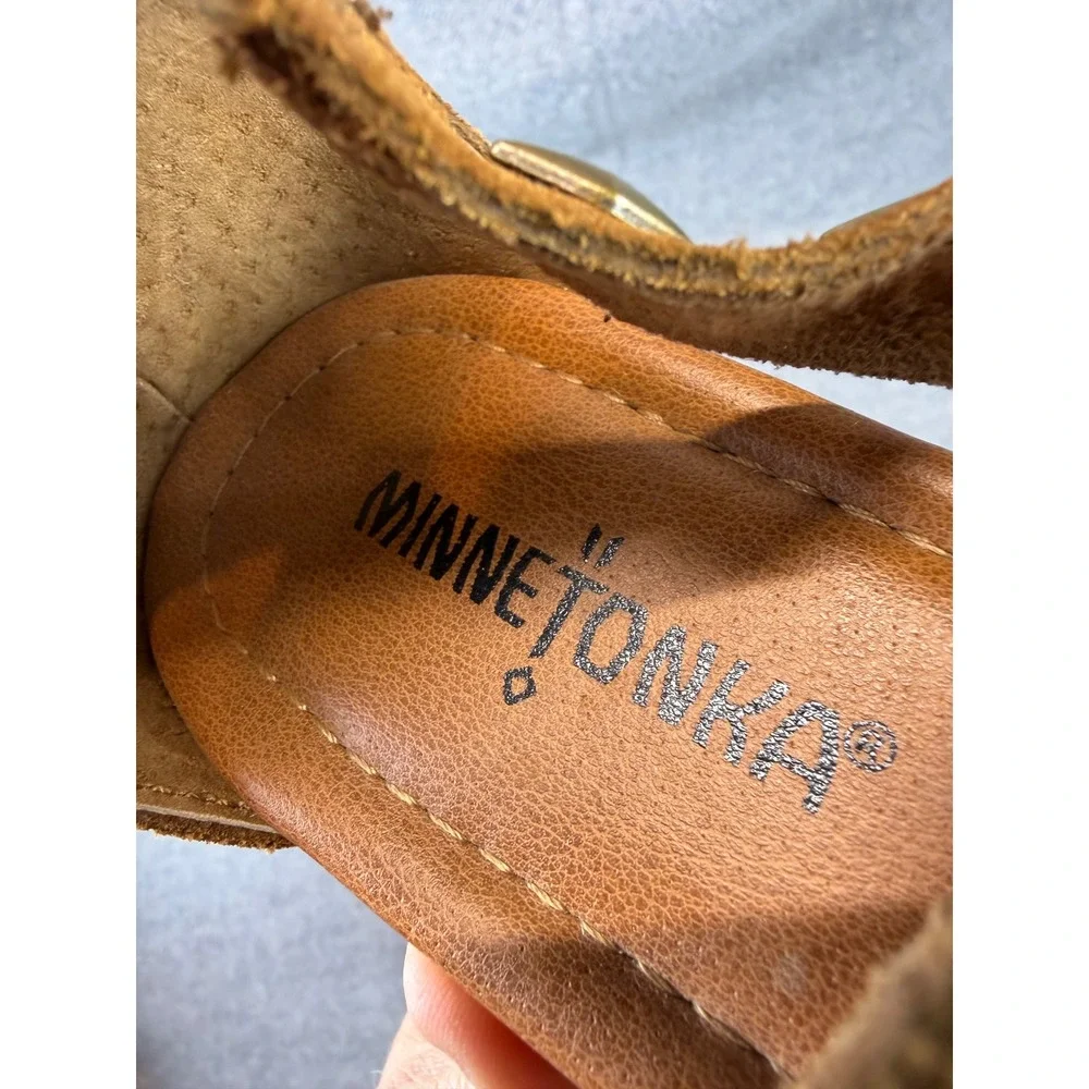 Minnetonka Sandals‎ Women 9 Brown Leather Suede Fringe Studded Flats Boho