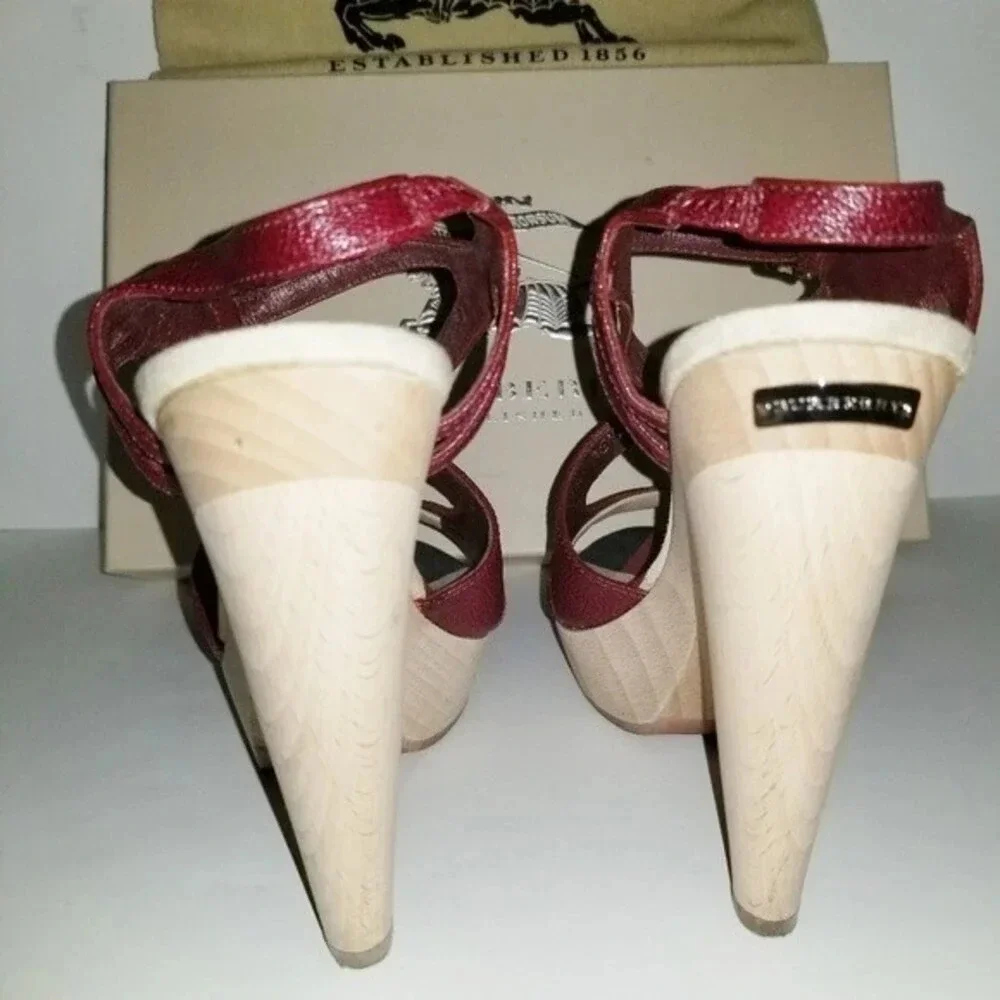 Burberry authentic leather