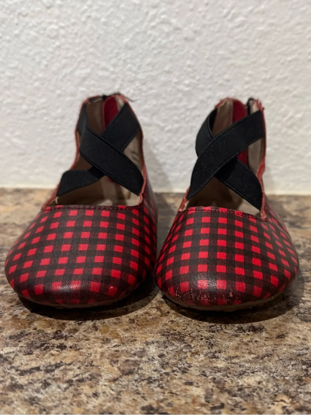 Monkey Feet cute plaid