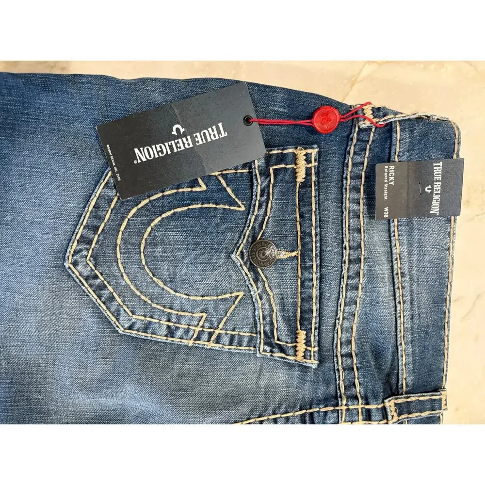 NWT True Religion Ricky straight leg jeans w/ Union Jack Embroidery  Size 38