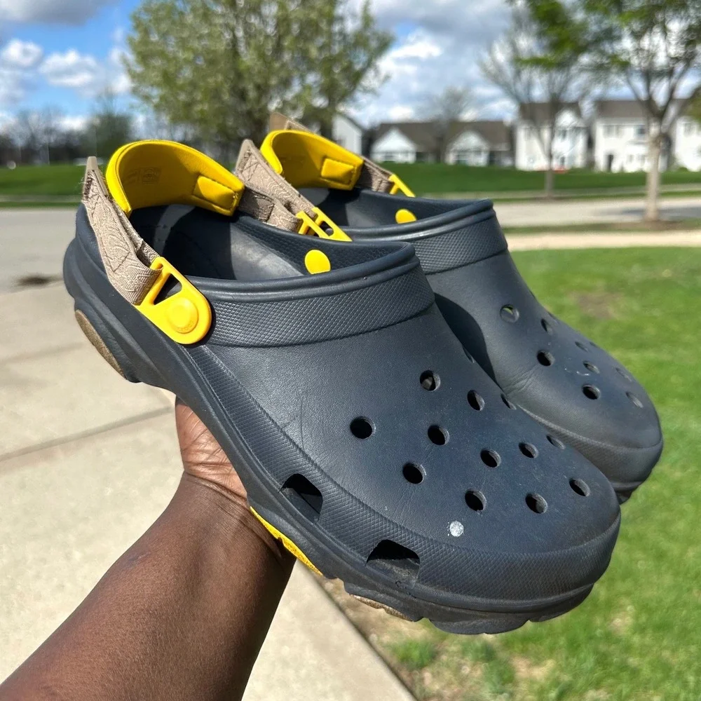 CROCS preowned fair