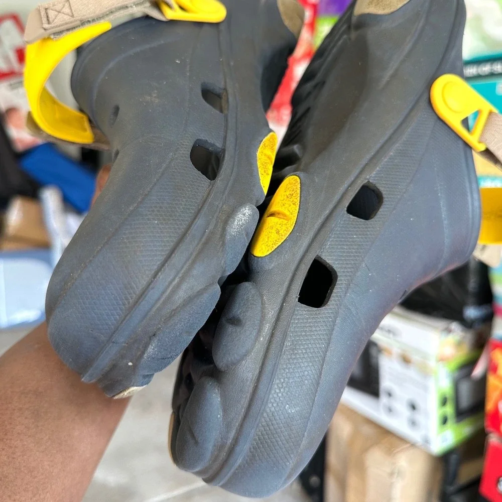 CROCS preowned fair