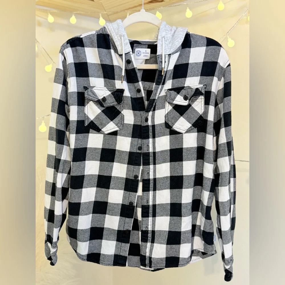 Hurley 100%‎ Cotton Black and White Plaid Button-Up Shirt with Hoodie
