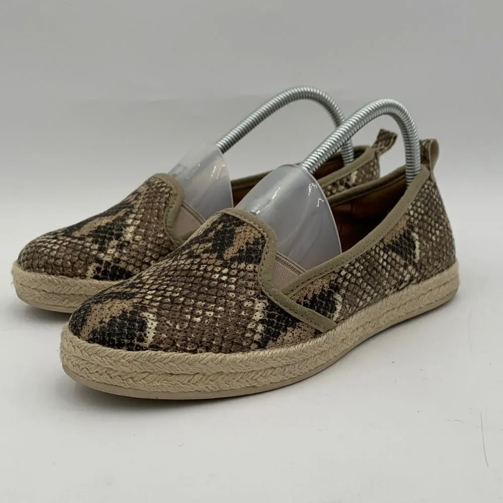Clarks stylish comfortable
