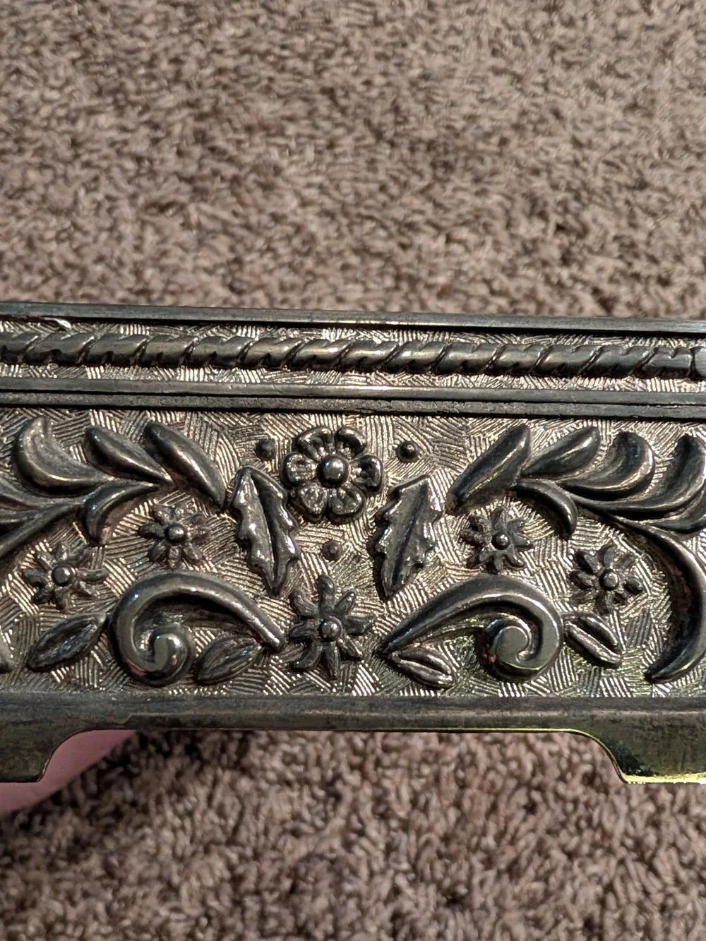 Godinger decorative trinket