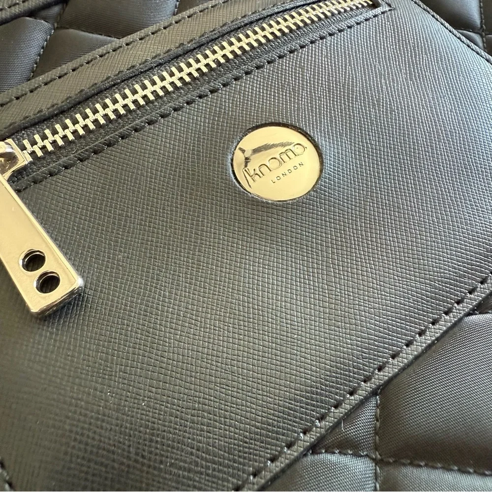 Knomo stylish durable