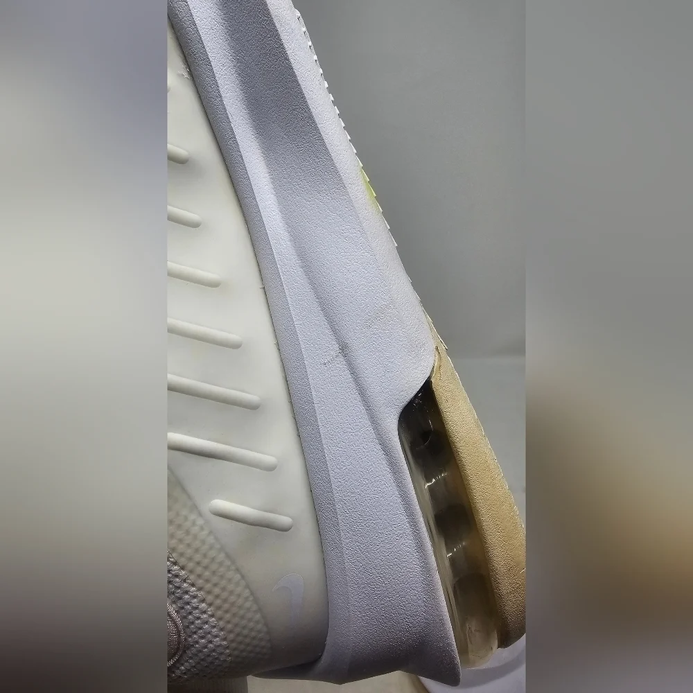 Nike good preloved