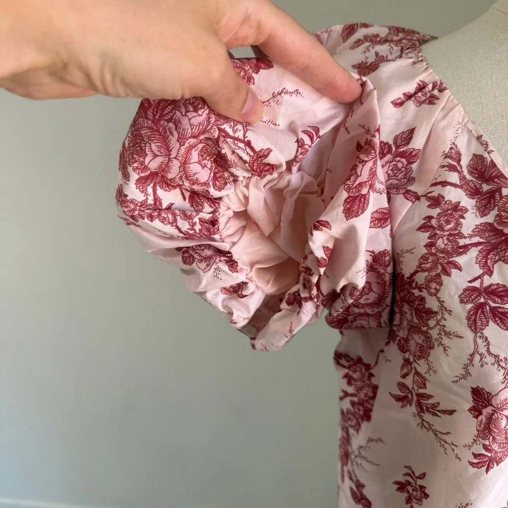 Banana Republic lightweight cotton