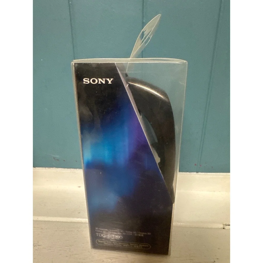 Sony TDG BR100 3D Sync Transmitter and 3D Glasses‎ BRAVIA TV