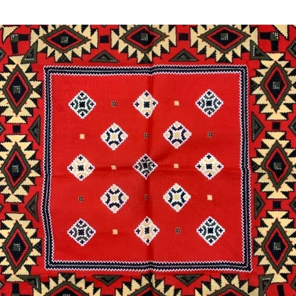 The Unbranded Brand vintage aztec