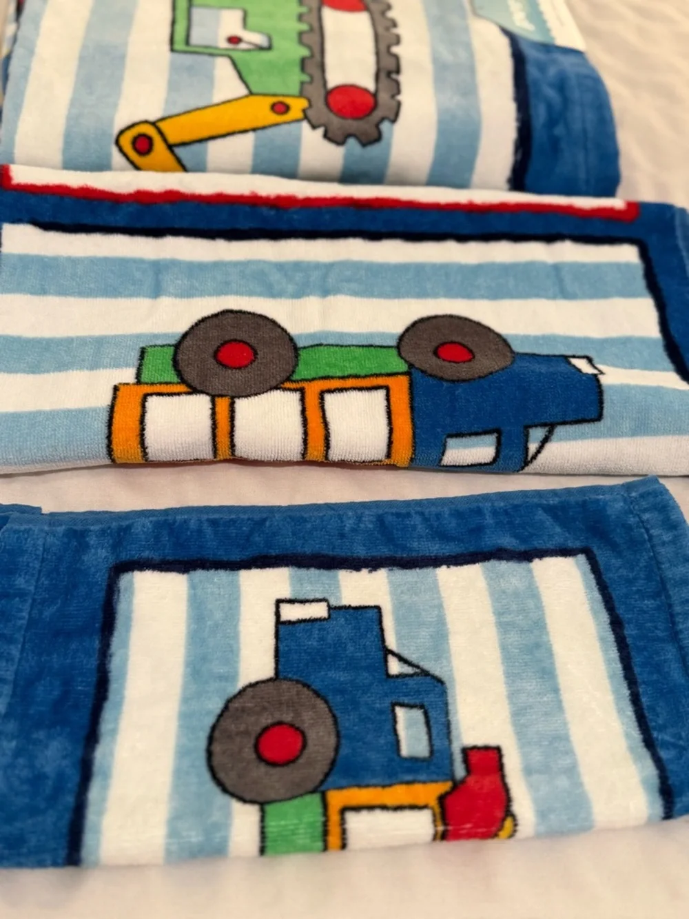 Towel Sets of 3 For Boys Cotton Bath Towels “PERI Kids” With Toy 🚘🚜🚒