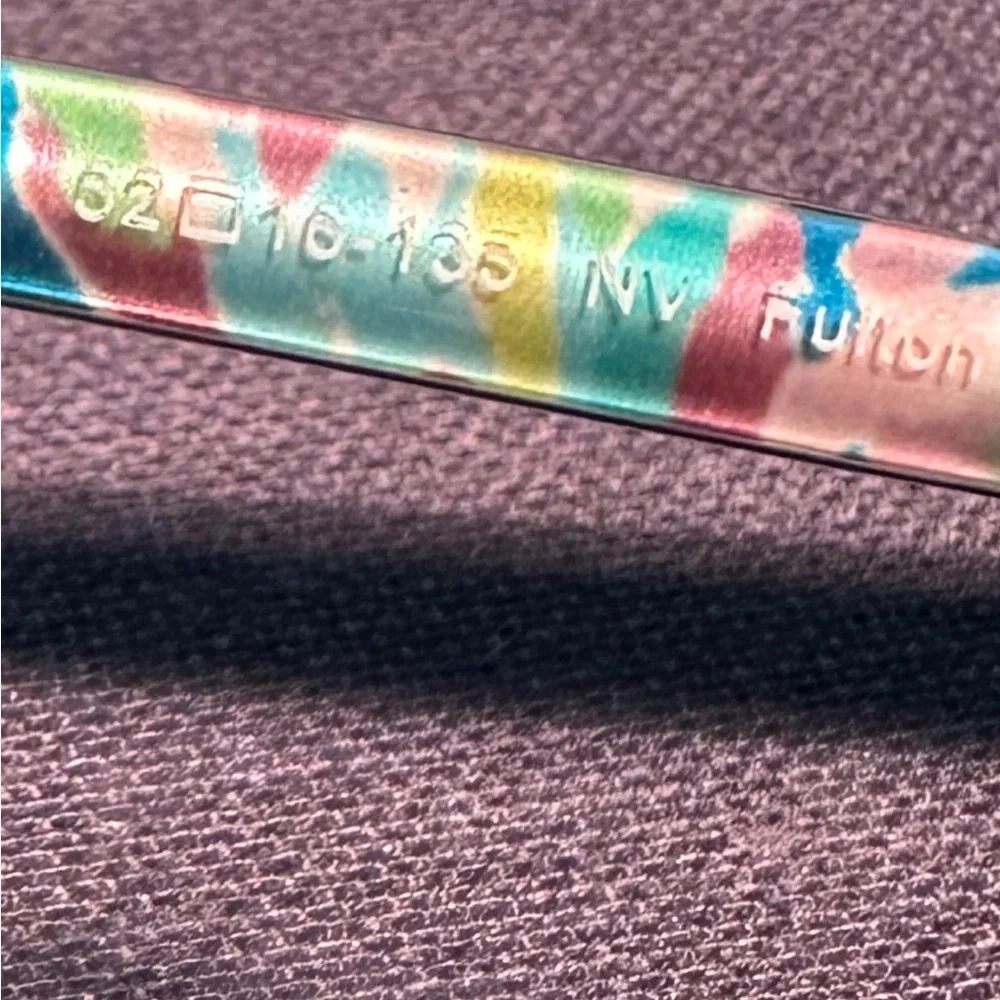 Lilly Pulitzer lenses hinge