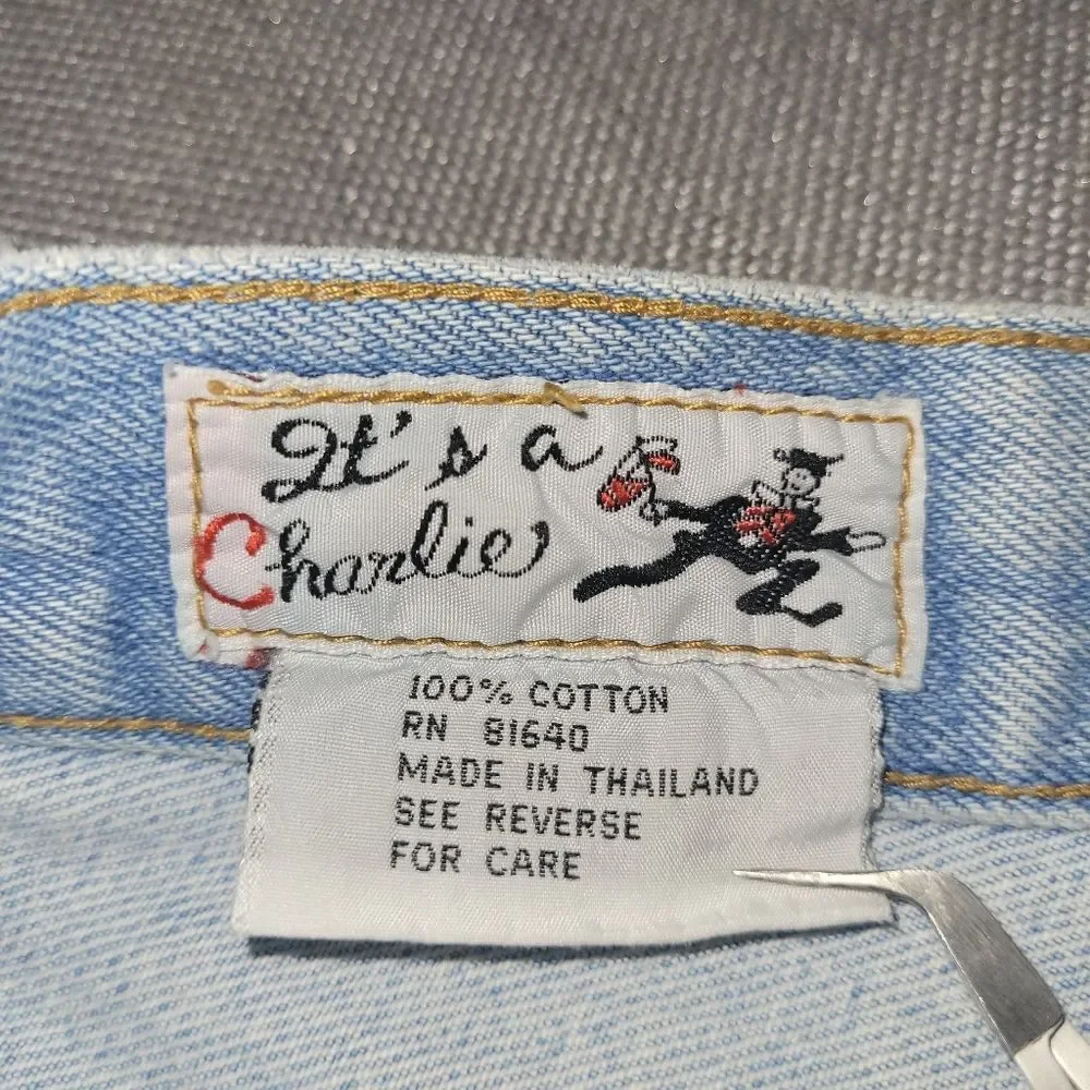 Unbranded its charlie