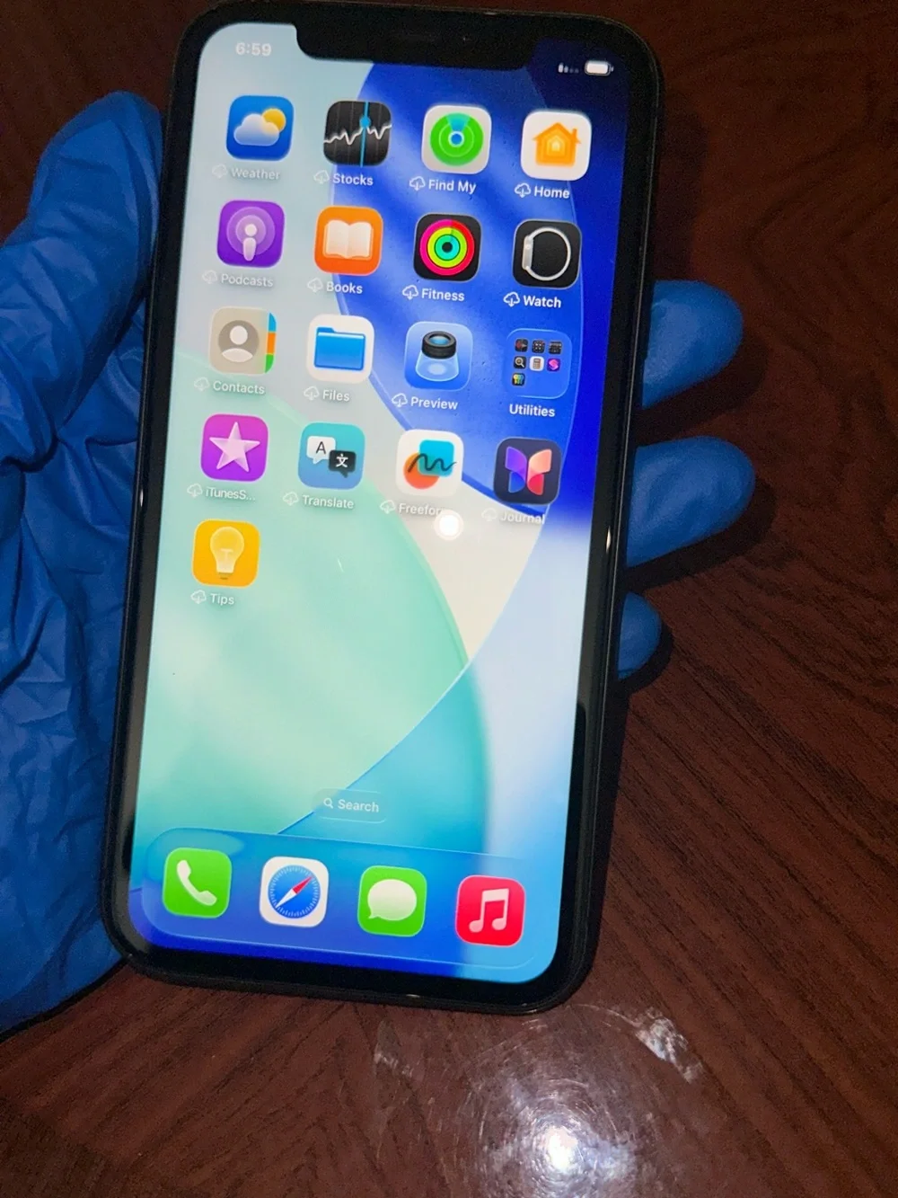 Apple iPhone 11 64gb Black Back and Colorful App Display Unlock to any carrier!