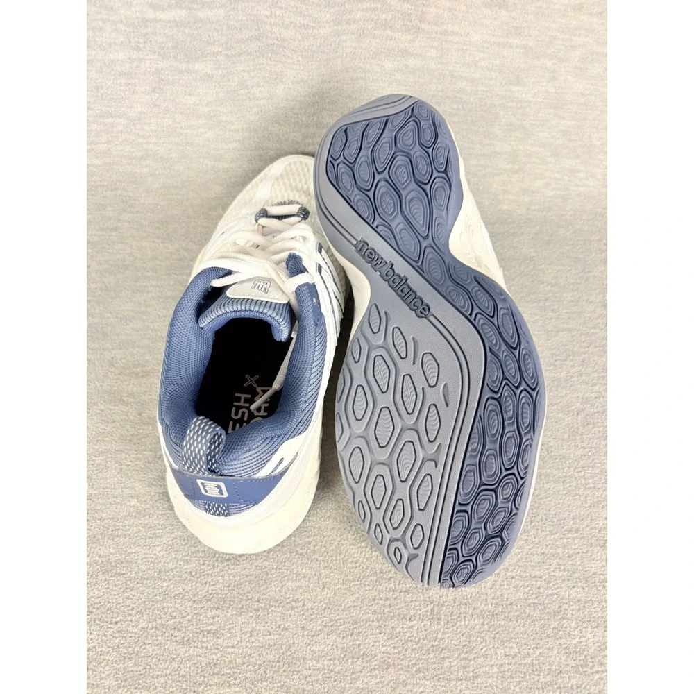 New Balance those court blue
