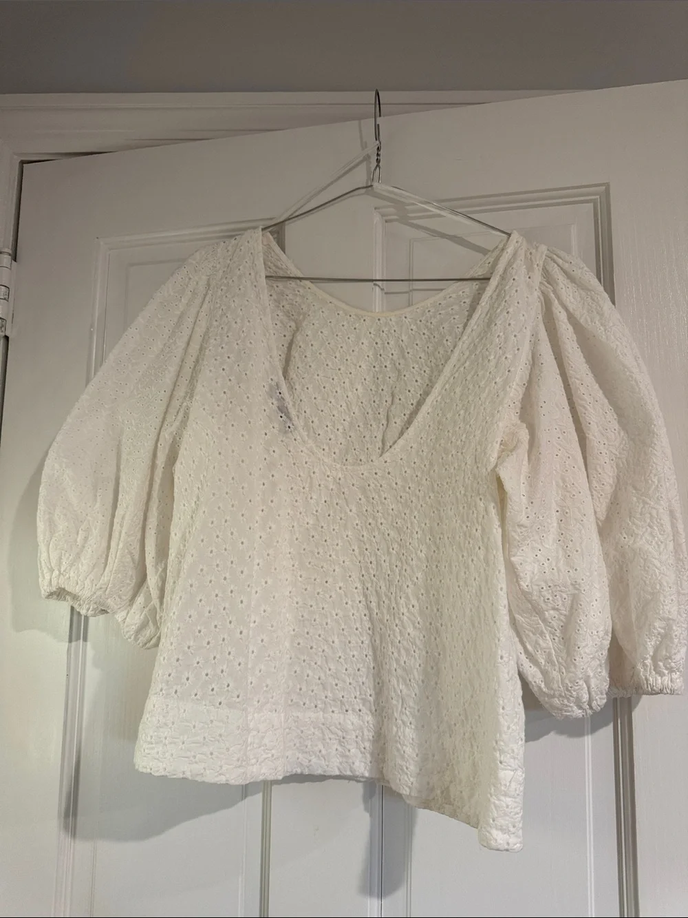 Zara breathable eyelet