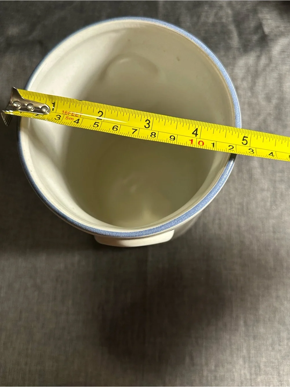 Pfaltzgraff stoneware utensil