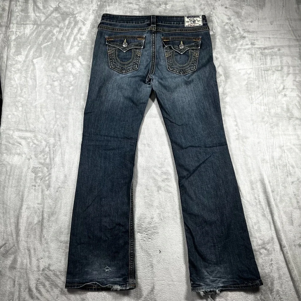 True Religion flaws this