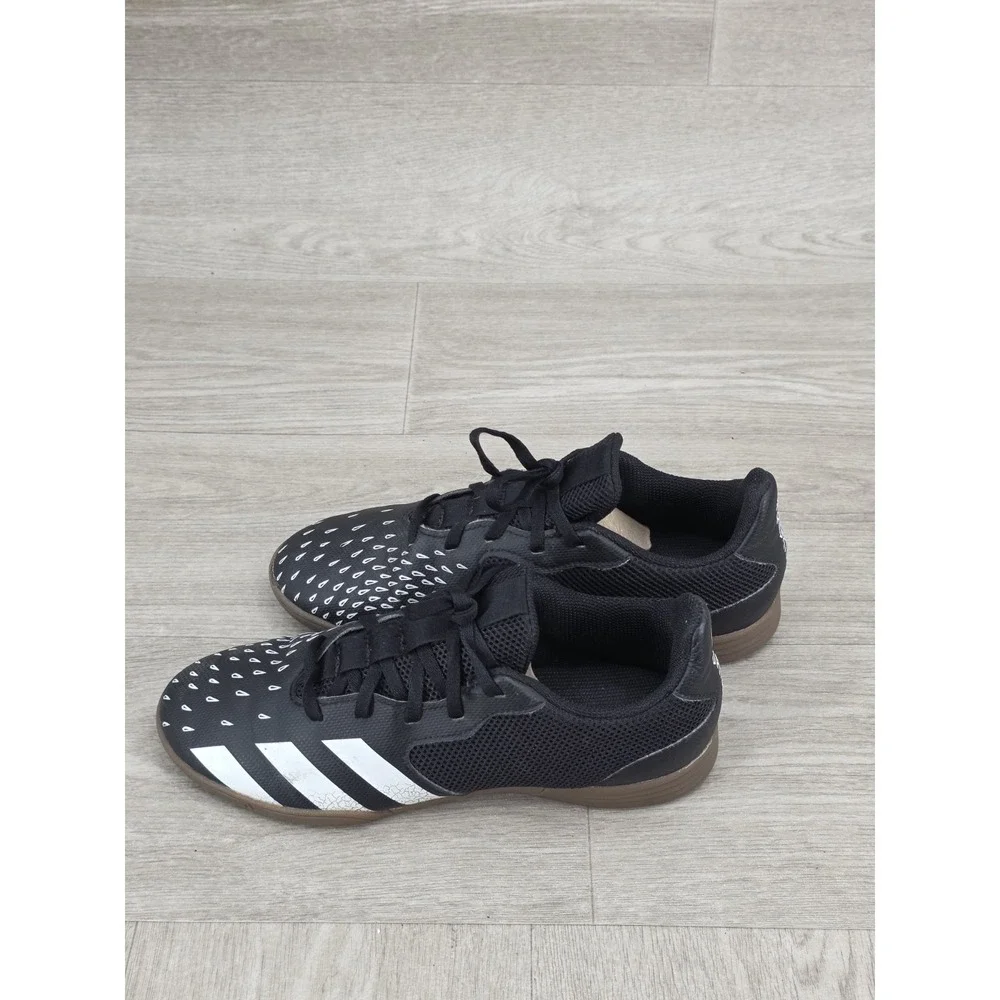 Adidas Predator Freak.4 Sala Indoor Soccer Shoes Blk/White FY0630 M's Size 6