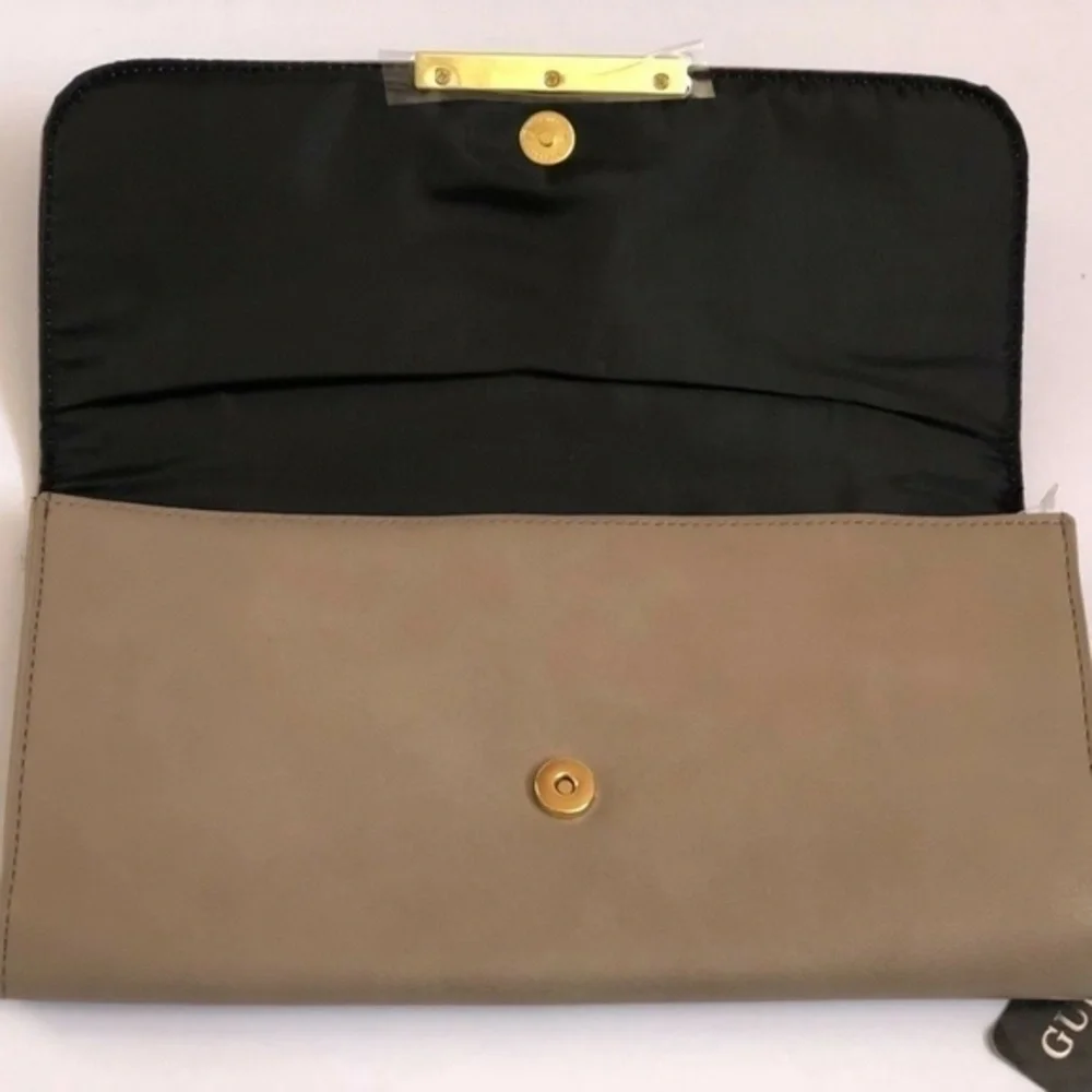 Guess clutch wallet