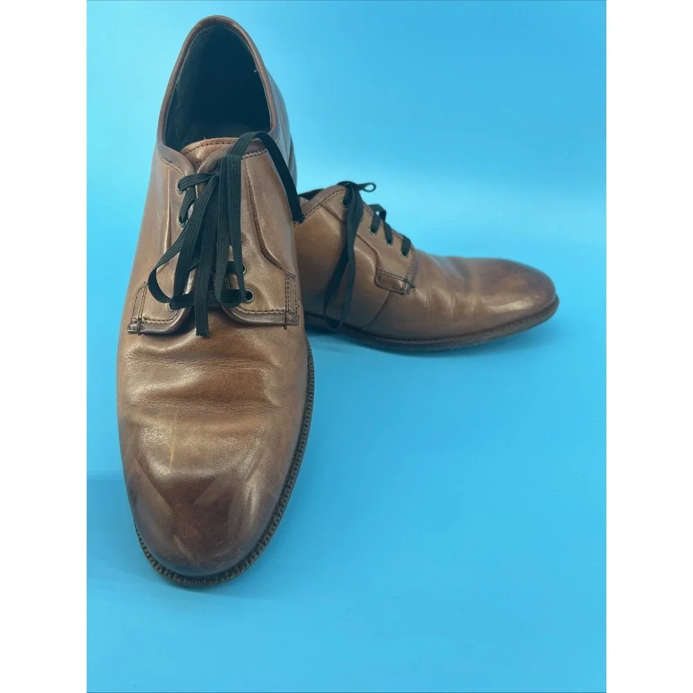 Cole Haan preowned good