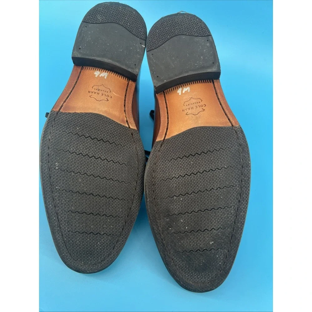 Cole Haan preowned good