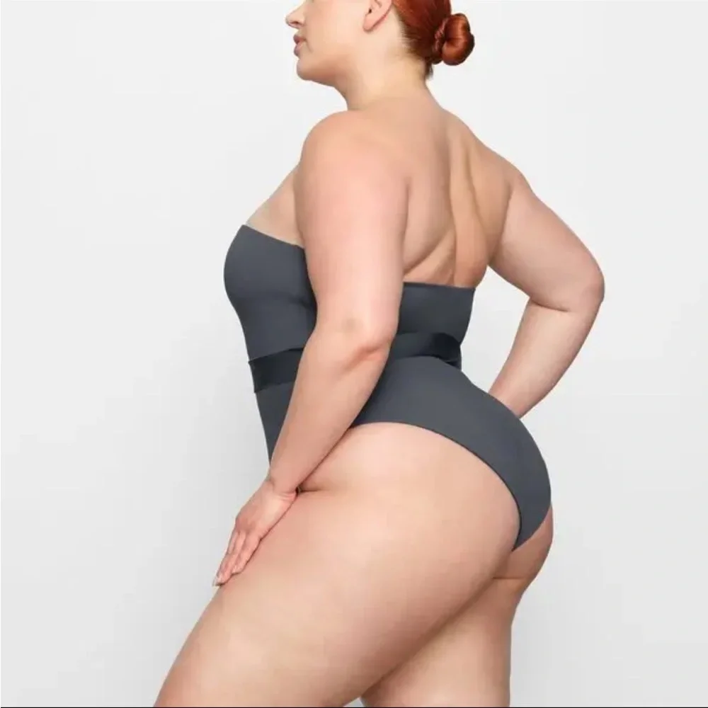 SKIMS shaping sculpting
