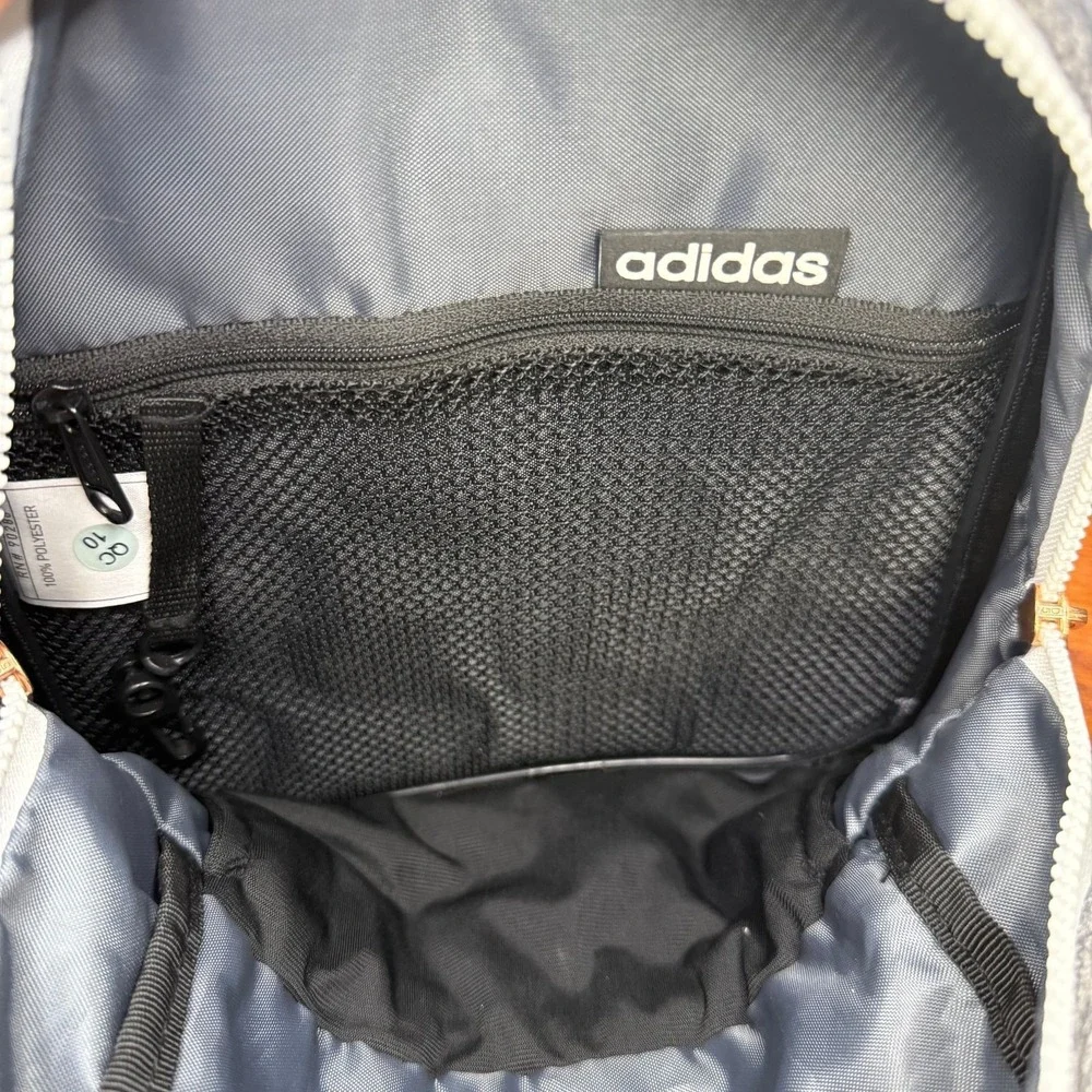 adidas linear mini