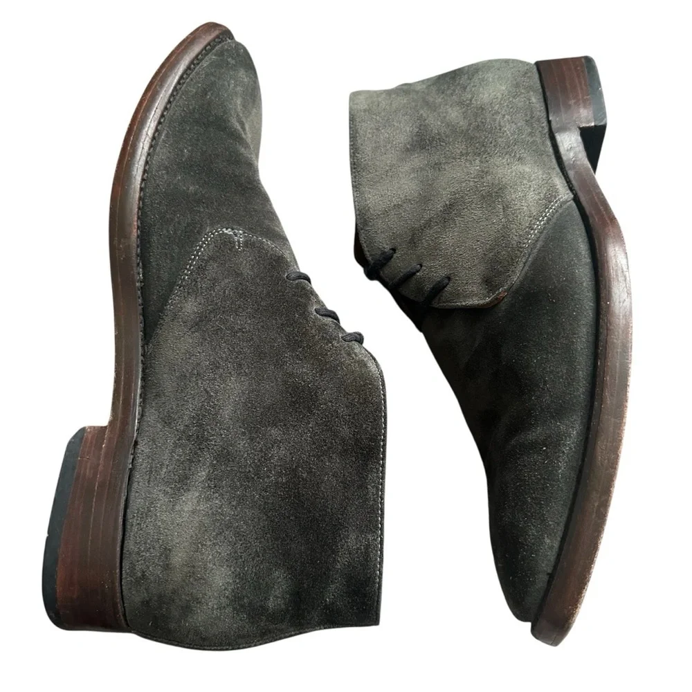 Frye chukka there