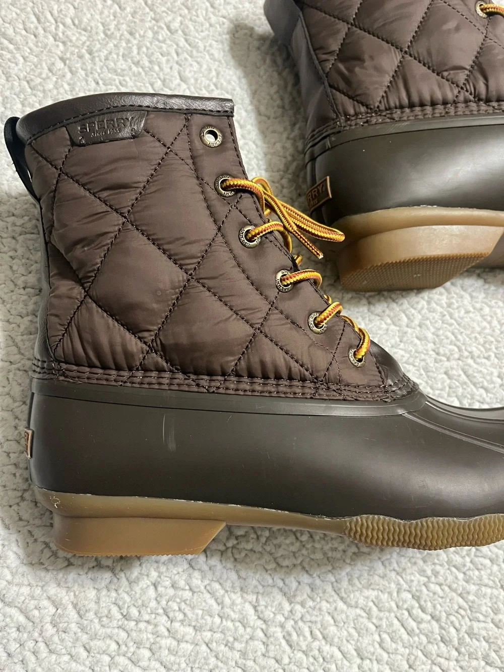 Sperry upper material