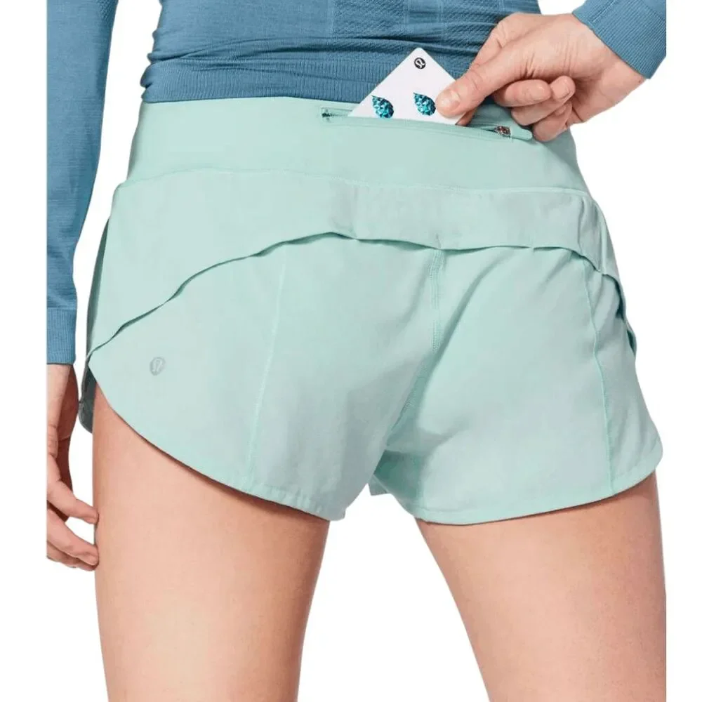 LULULEMON ATHLETICA Speed Up Short '2.5