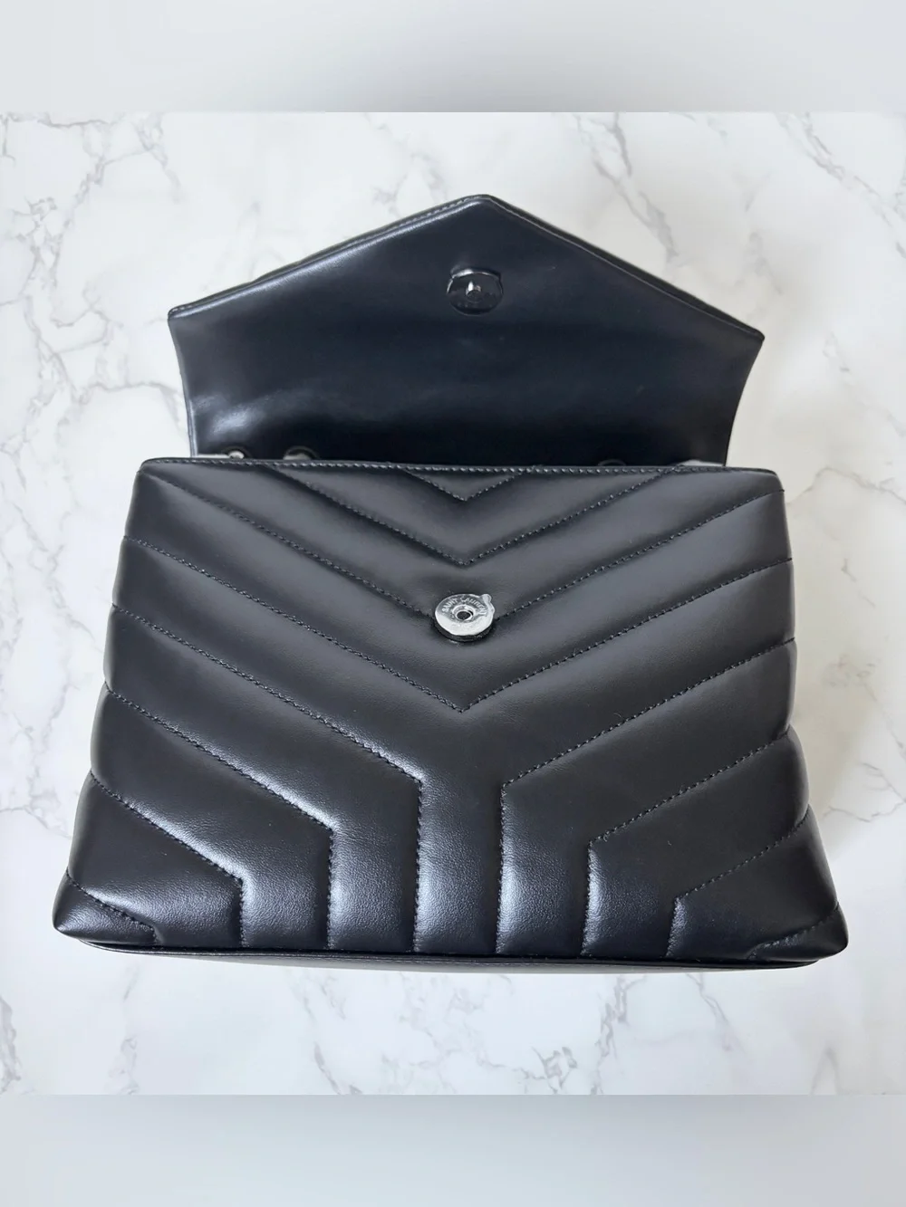 Saint Laurent authentic saint